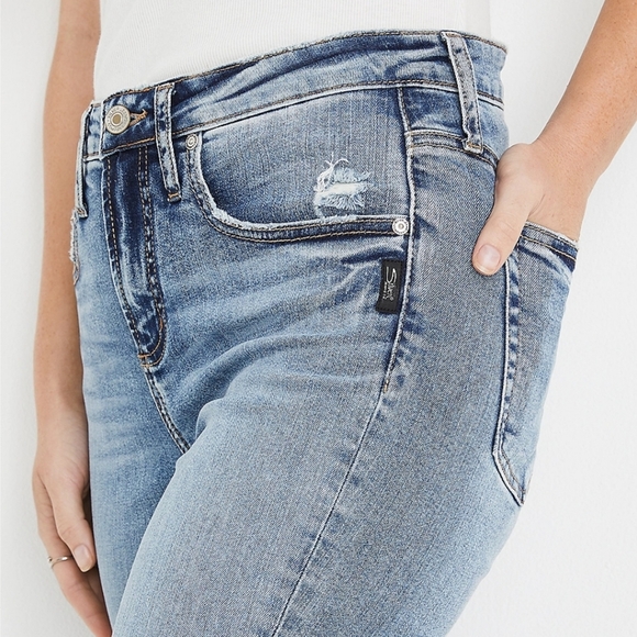 Silver Jeans Beau Boyfriend Curvy Mid Rise Ripped Jean sz 33 x 28 - Picture 4 of 15